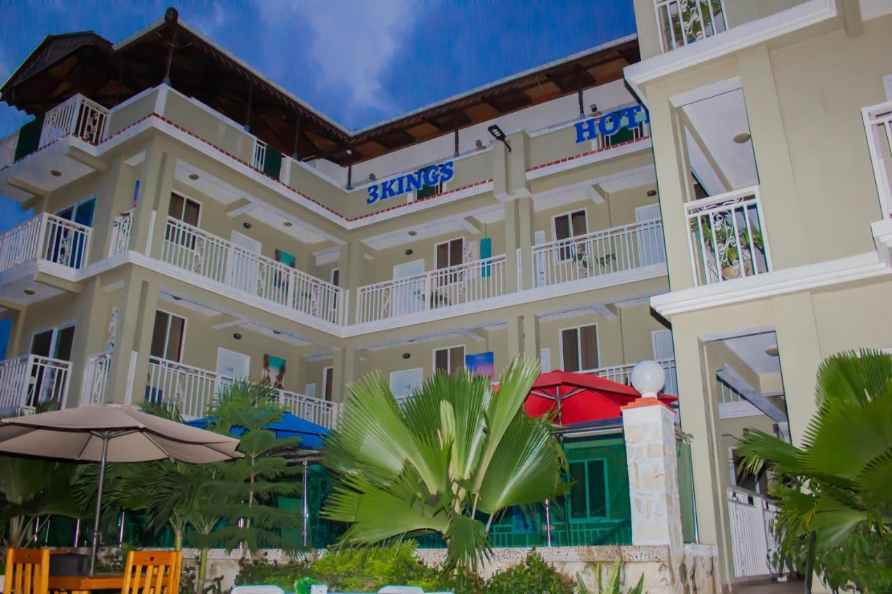 Three Kings Hotel Vertieres ภายนอก รูปภาพ